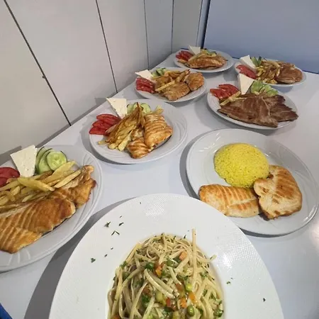 酒店 Ergi Durrës